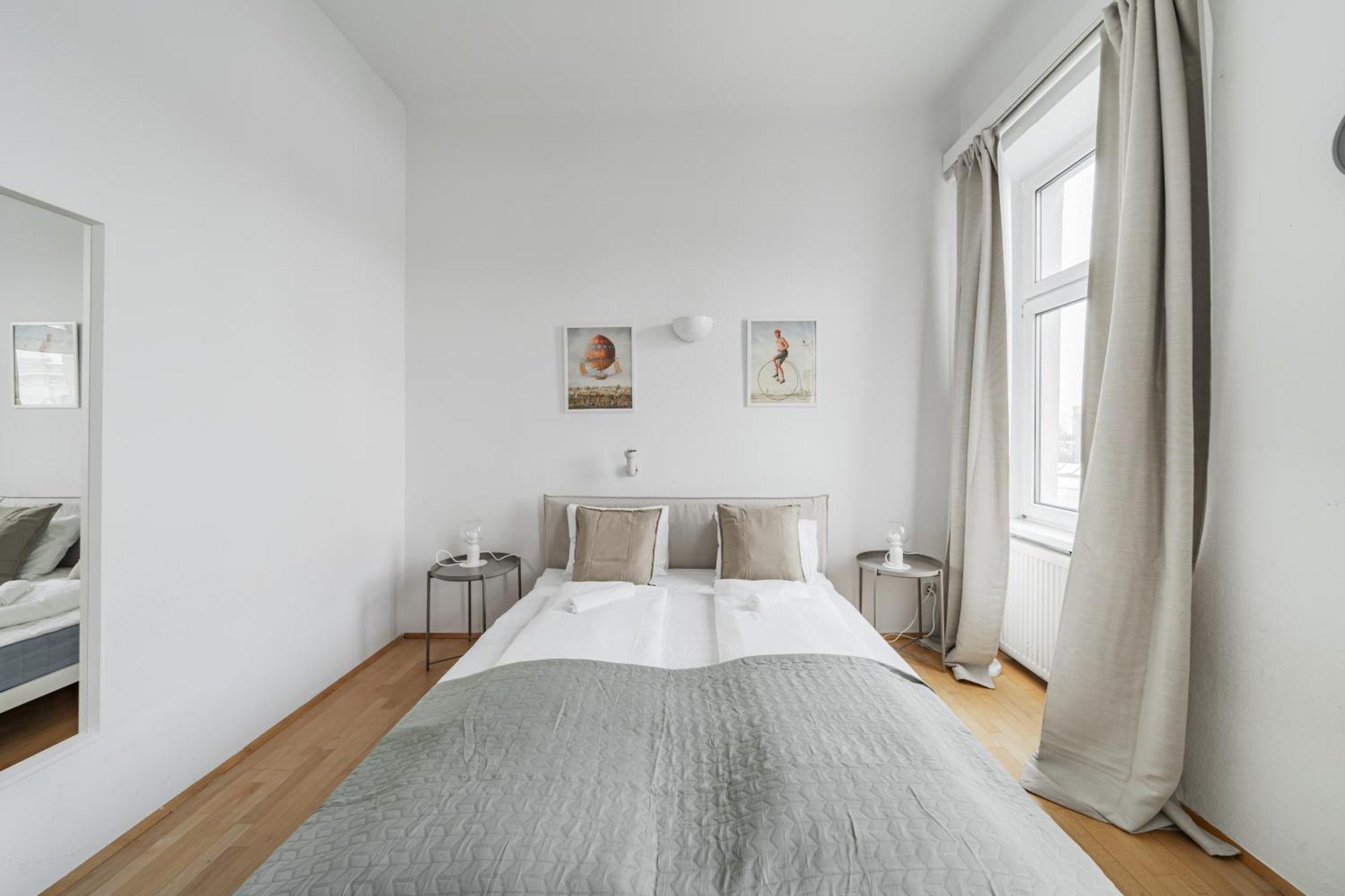 Urban Living - 18th District Aparthotel Wien